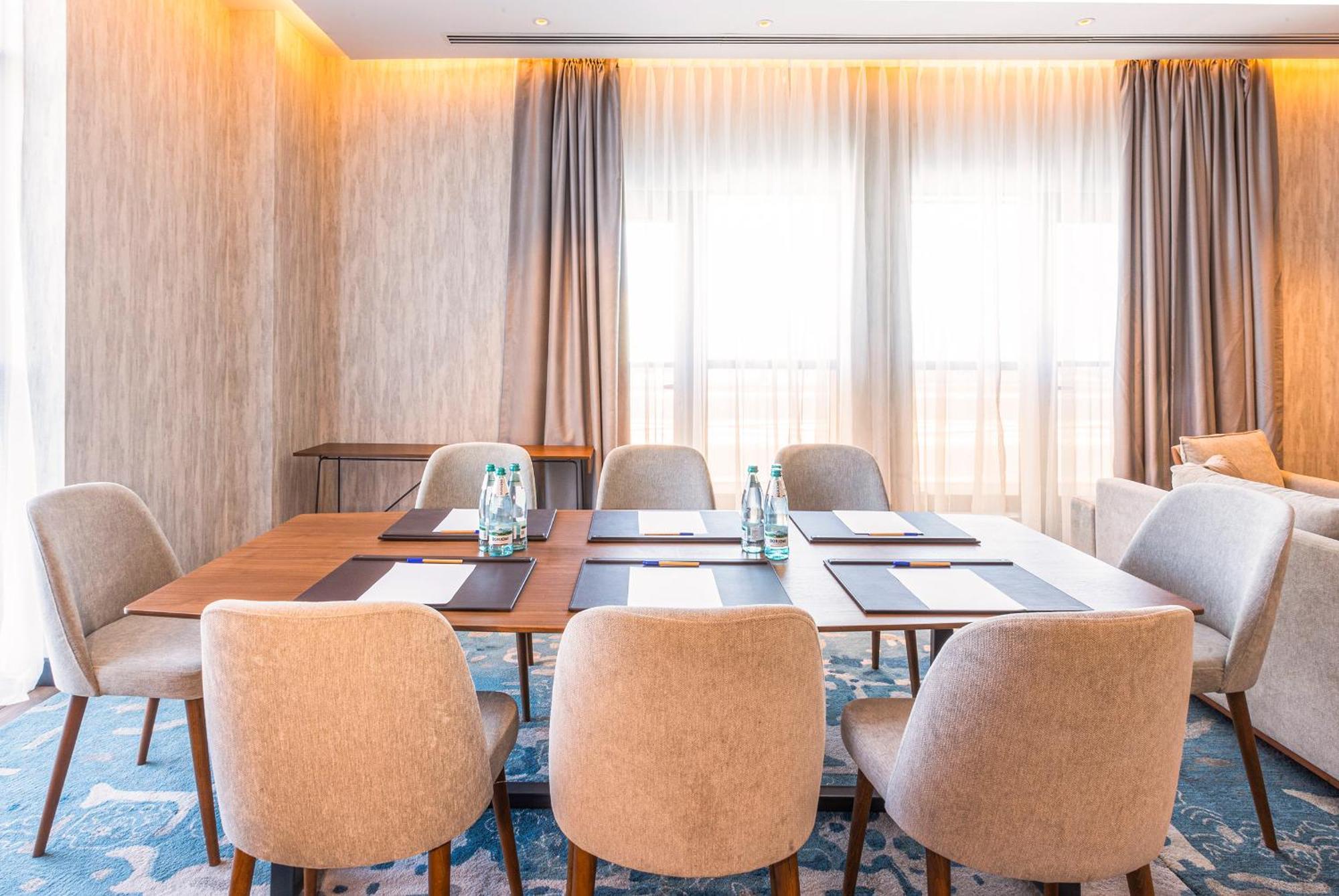 Hilton Garden Inn Samarkand Afrosiyob Екстериор снимка