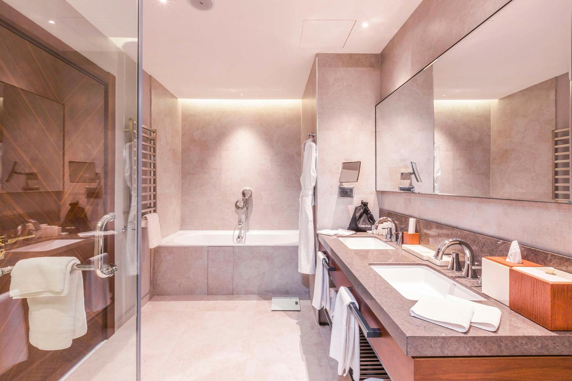 Hilton Garden Inn Samarkand Afrosiyob Екстериор снимка